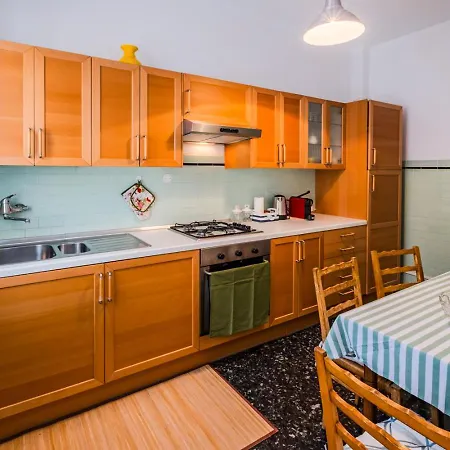 Acquamarina Apartment