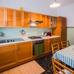 Acquamarina Daire